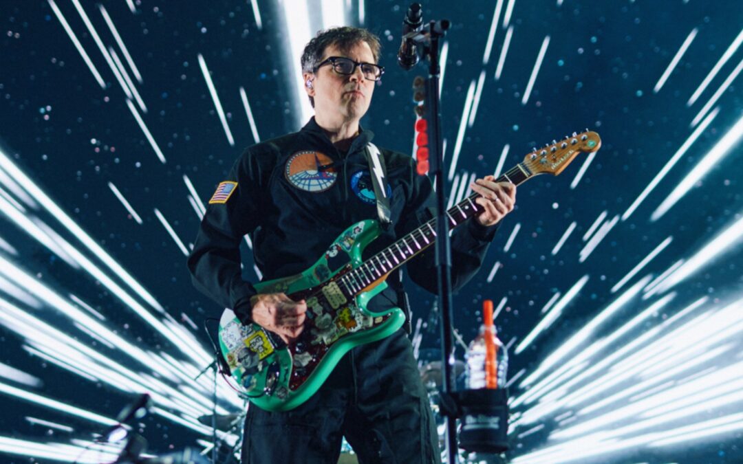 Weezer Launches Voyage to the Blue Planet Tour: Photos, Set List