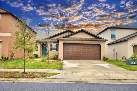 Three Bedroom Home For Sale in Lakeland